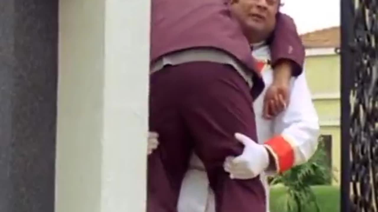 How to be home with us and watch the house I think