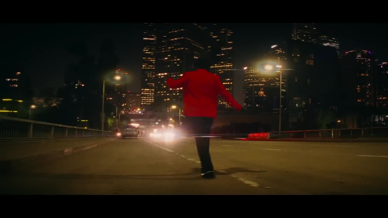 The Weeknd - Blinding Lights (Official Video)