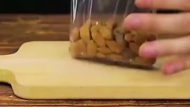 A little trick, simply seal the bag, it's really convenient when you use it!