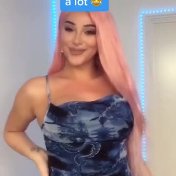 Where my gorgeous trans women at?? 💜TikTok ilyaselyn