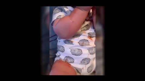 PLAYING [BABIES VIDEOS]