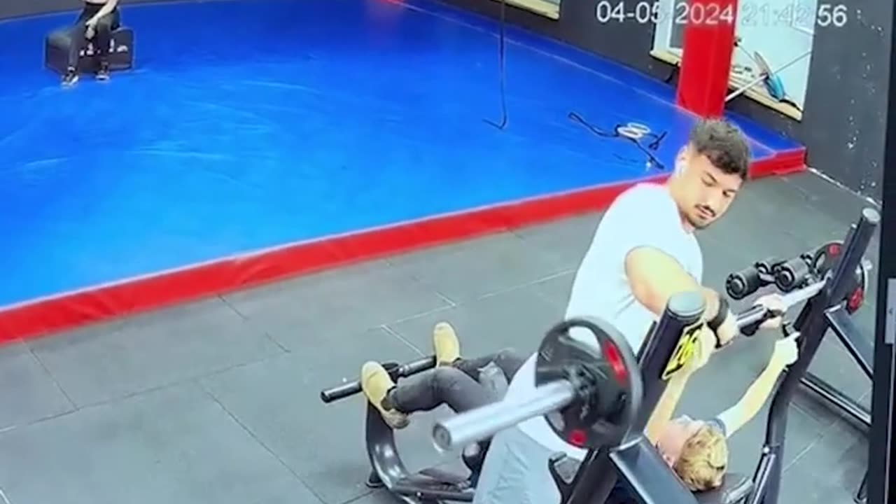 How To Save A Weightlifter!