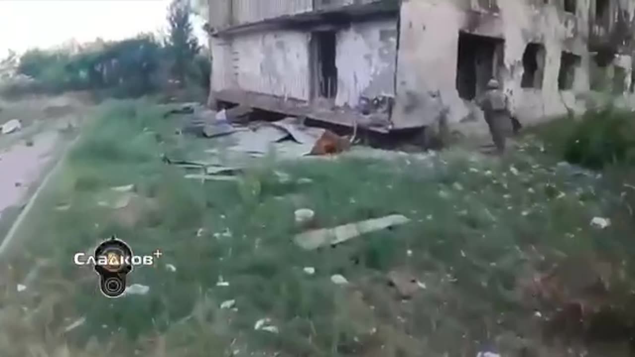 Russian Forces street fighting in Krasnogorovka