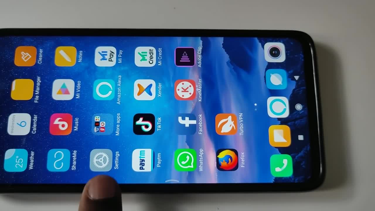 How to Connect Android Phone to Smart TV | Screen Mirroring | Wireless Display