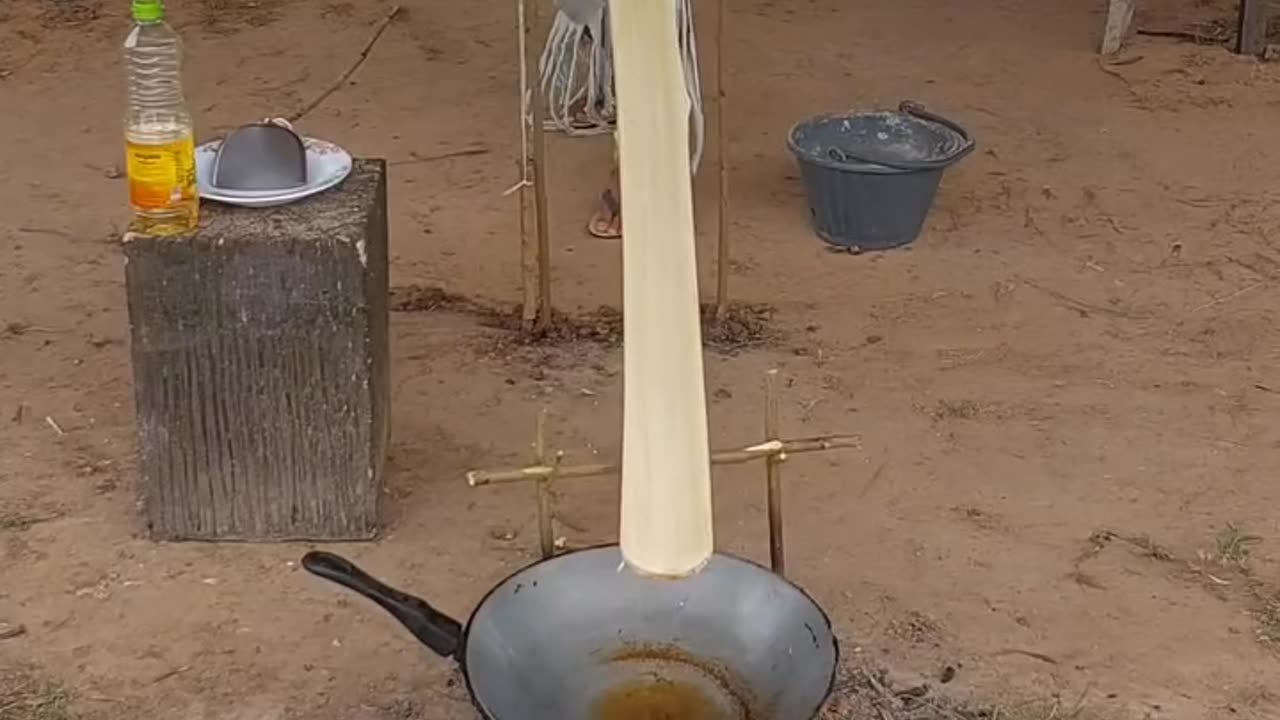 how to cook eggs without fear of getting hot oil