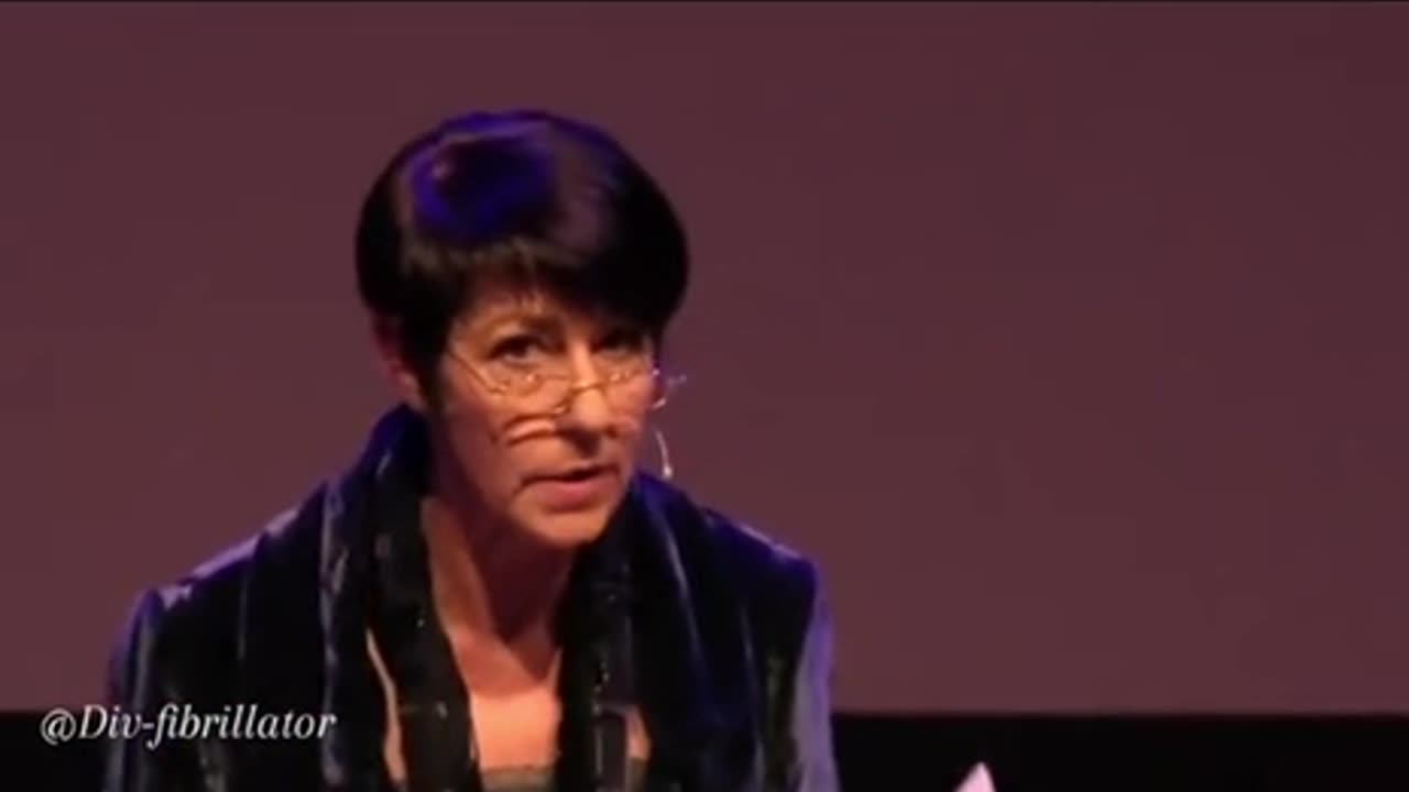 MEP Christine Anderson destroys the globalist traitors in the EU Commission