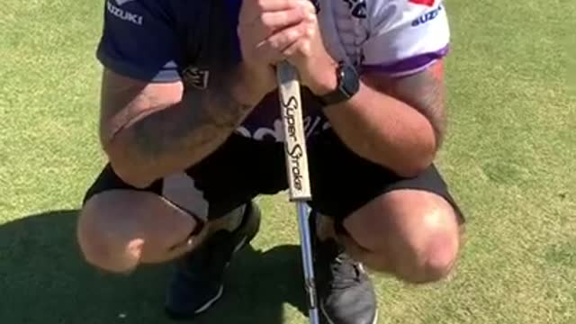 How to play the "Rollin Holin"