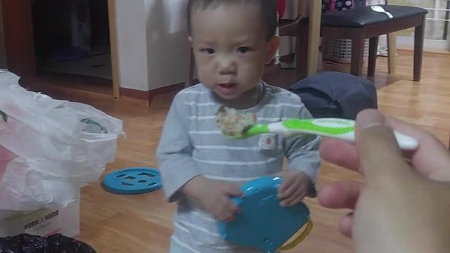 A baby who comes to me even if I don't say anything.