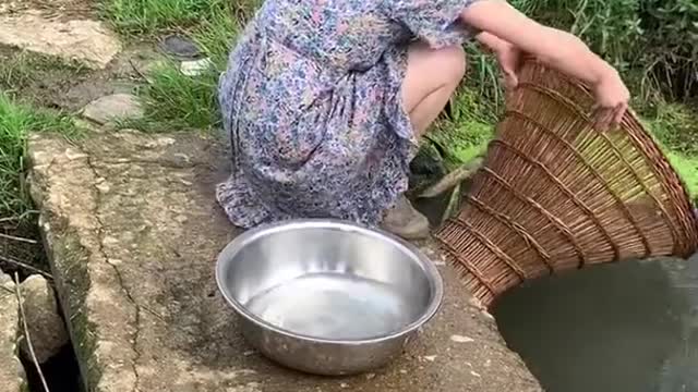 Best Asian Fishing 🐟 Primitive Fishing Techniques