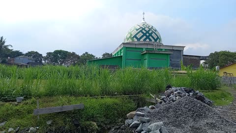 mosque in the garden