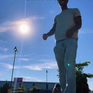 Locking The Car Be Like 😂😂