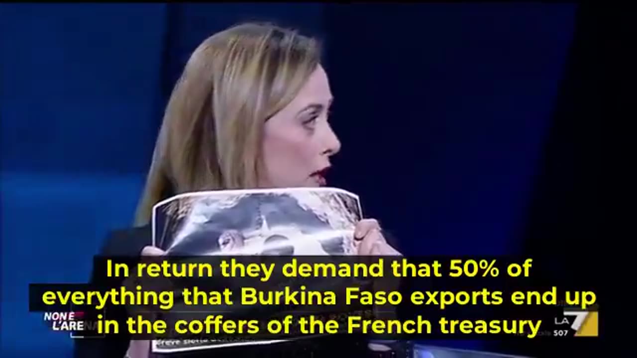 If you liked how Giorgia Meloni looked at the little Macron with contempt