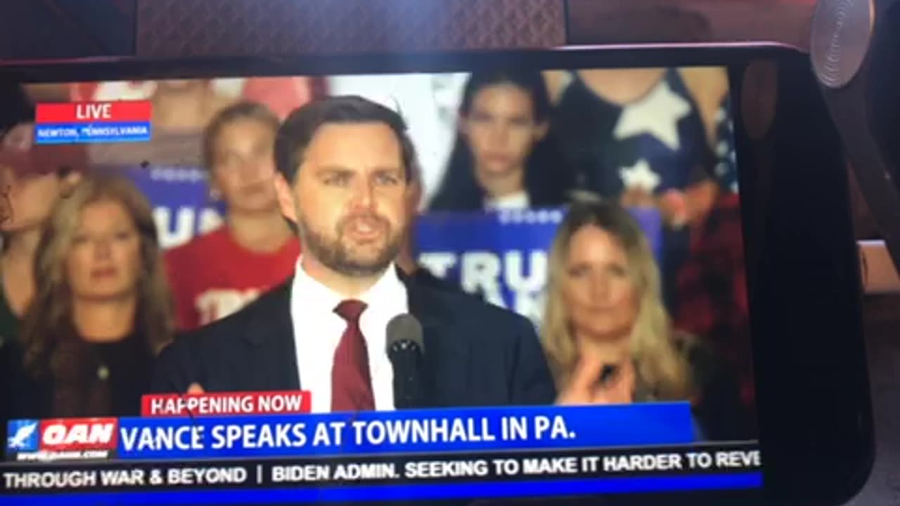 OANN Vance speaks at town hall in Pennsylvania Saturday 05:50 pm