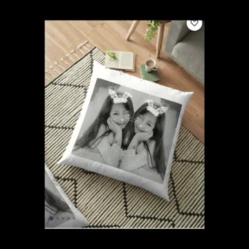 I came to promote the shopping mall.