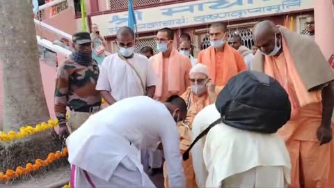 JAYA PATHAKA MAHARAJ AT MAYAPURDHAM