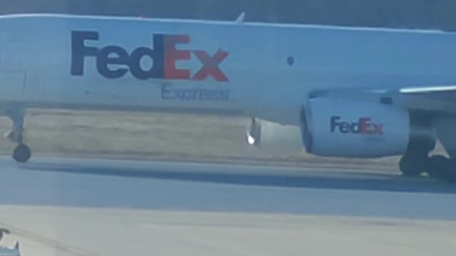 Big FedEx taking air