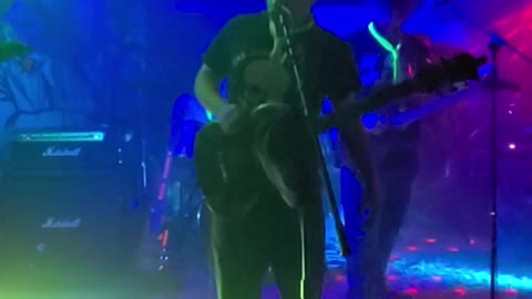 The Hoodlums "Here I A" (Tik Tok)