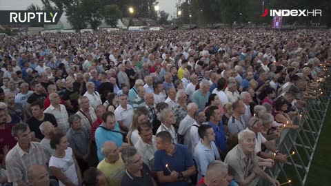 Bačka Palanka: Vučić i Dodik prisustvovali su memorijalnom spomenu na Oluju