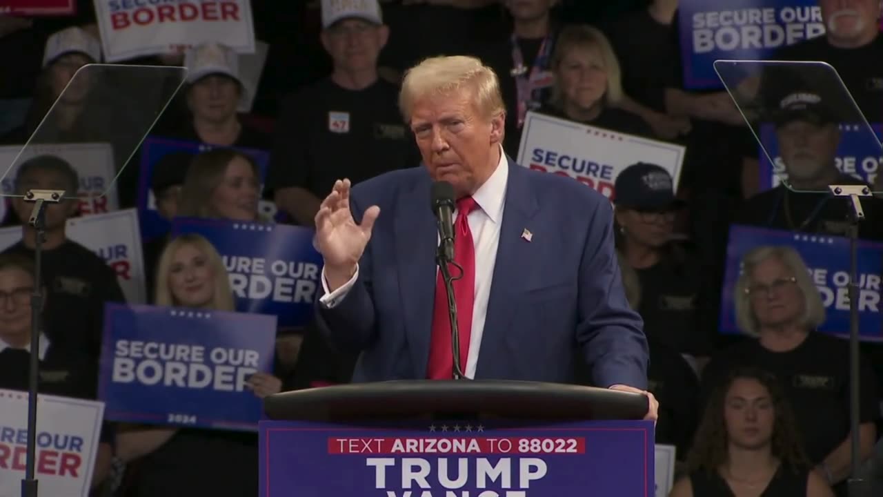 Trump campaigns in Prescott Valley, Arizona