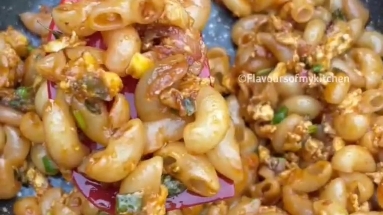 "Delicious Egg Masala Macaroni" 😋🤤 #shorts #food