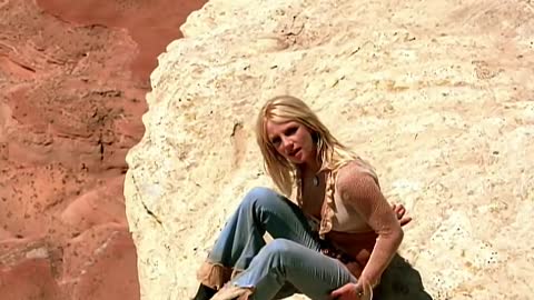 Britney Spears - I'm Not A Girl, Not Yet A Woman