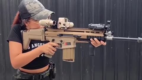 Real or fake machine gun?