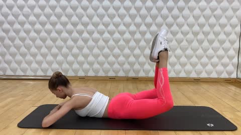 Hot Girl Beautiful Yoga Full Body