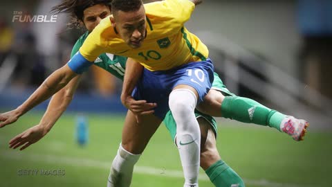 Neymar Turns into a ONE MAN SHOW vs Paraguay with 70-yard Goal