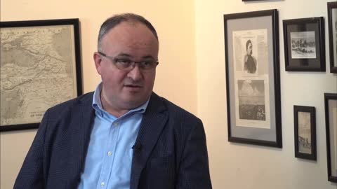 История Абхазии в 15 секундах от Астамура Тания.