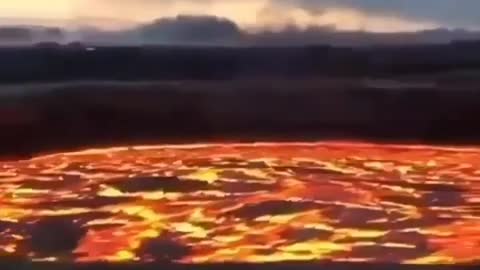 Must watch! Floting lava...🌋🌋