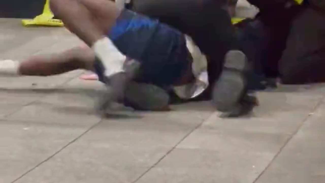 police in the uk being usless as most are