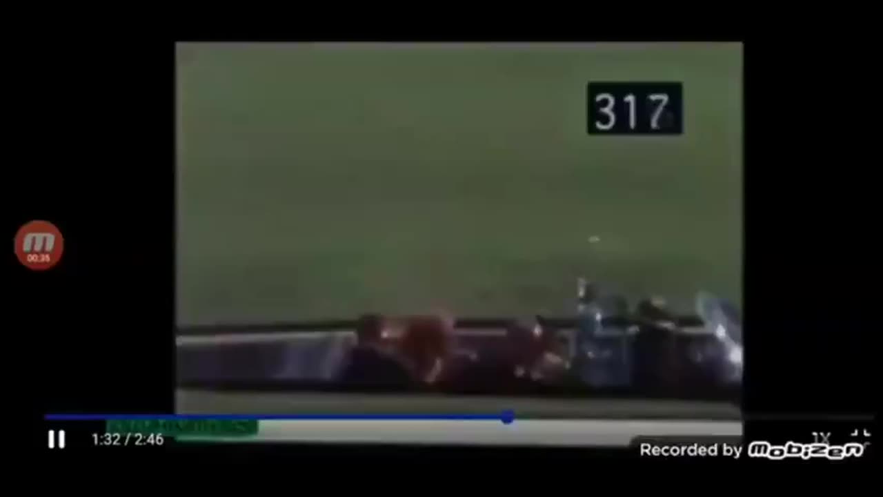 Bill Cooper Shows Footage of JFK Getting Shot by Limo Driver