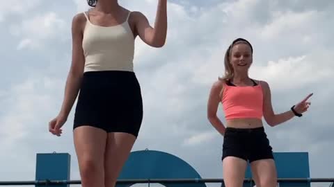 Shuffle dancers