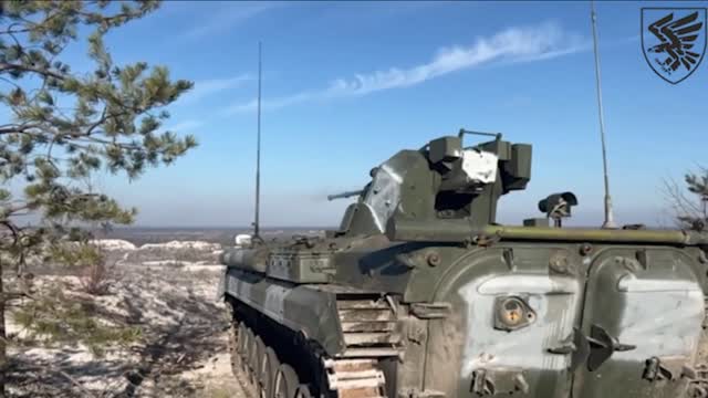 Ukrainian Fighters Show Rare Captured Russian BMP And Test It Out