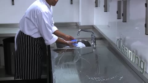 Food safety coaching (Part 6)_ Cleaning effectively