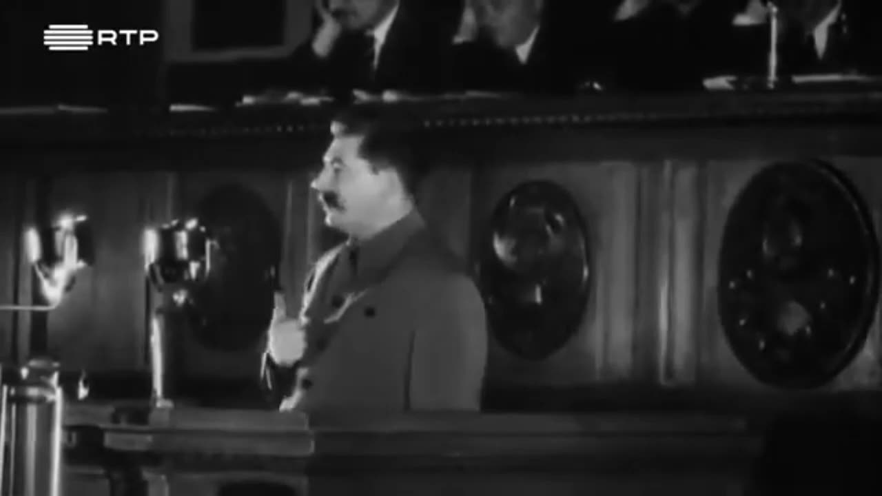 O Pacto Nazi Soviético - O Fiasco da Diplomacia Europeia