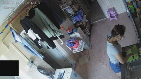 kitchen day n night 20220322