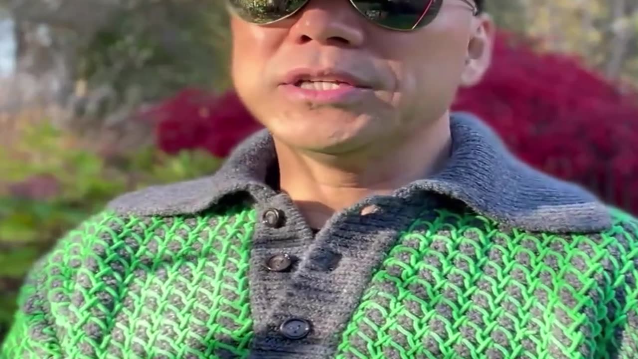 20221031文贵先生GETTR¹: #广西战友:不要在革命未成功前把自己给奉献了。逼到绝地是另外一回事,用合法的思维的智慧来保护自己。