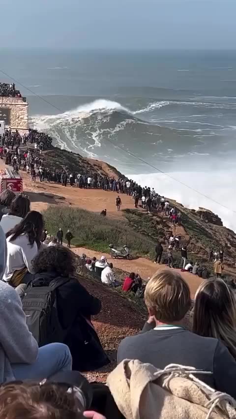 This is what giant ocean waves look like opposite the Portuguese coastal town of Nazaré,