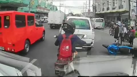 Idiot biker