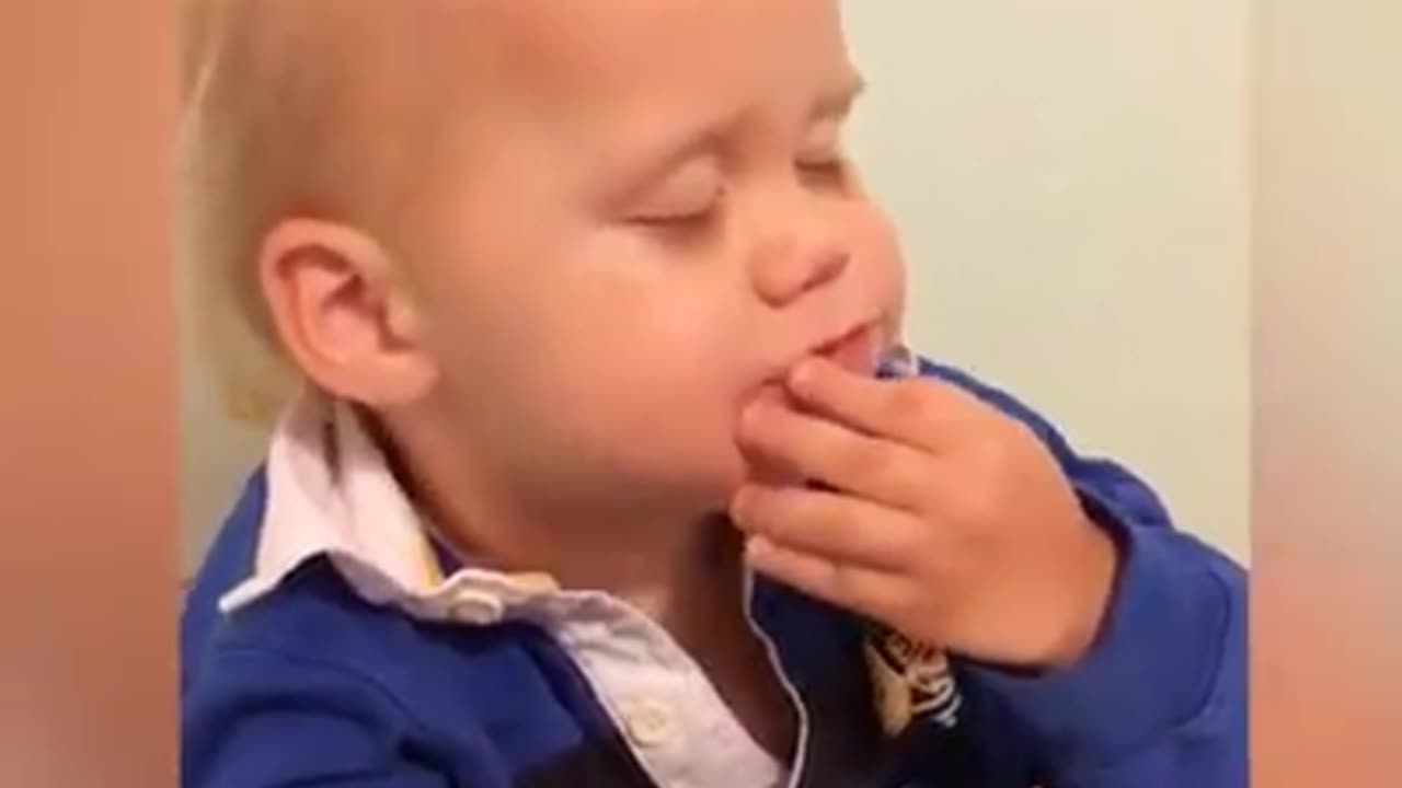 Baby 🐥 funny 🤣 🤣 video 📷