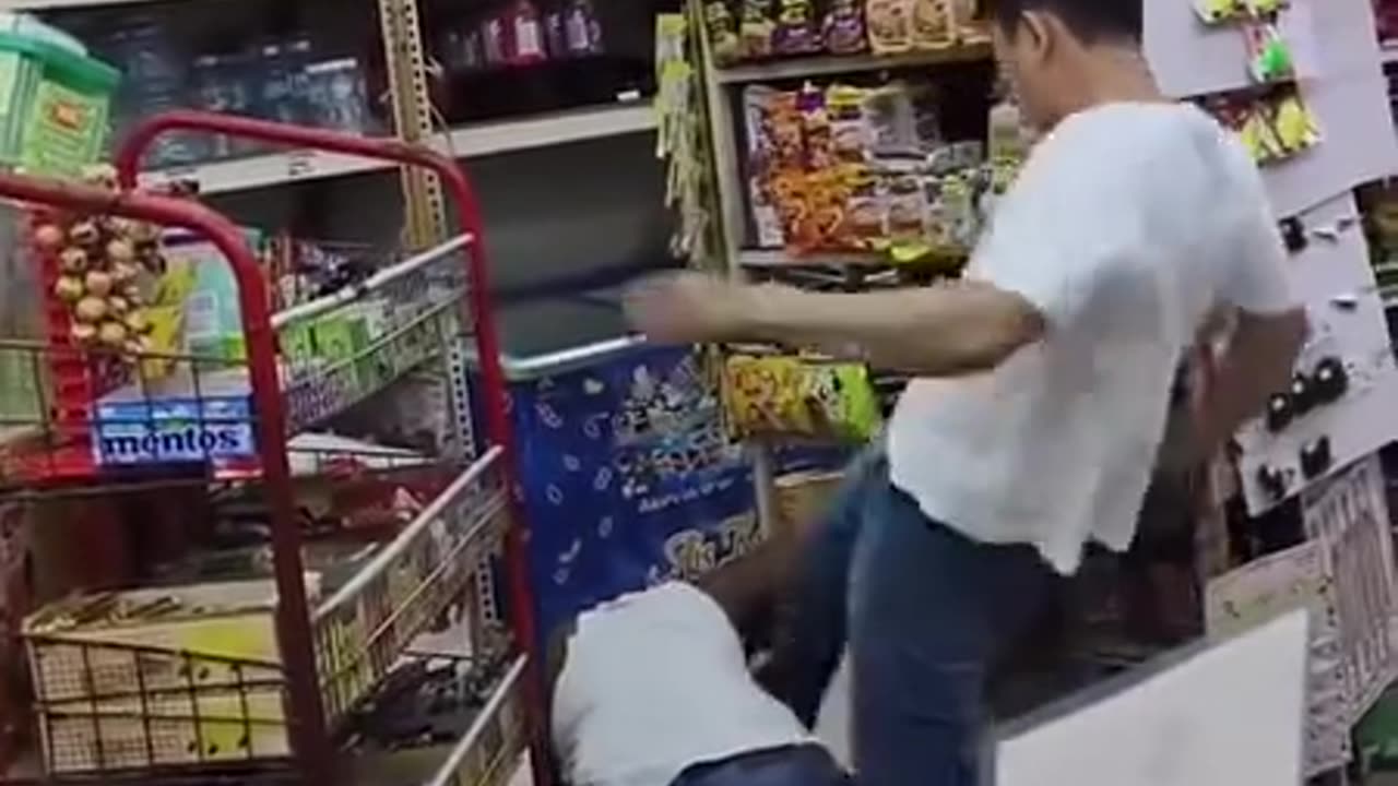 Asian kicking the shit out of a jogger who tried to rob his store