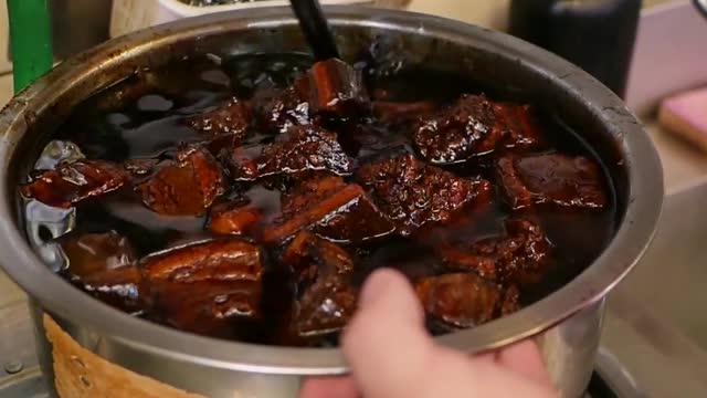 One of the Best Braised Pork Belly in Singapore By Singapore Foodie