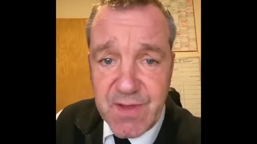 מנהל בית לוויות באנגליה מעדכן שיש עלייה בתמותה הקשורה לשבצים, קרישי דם והתקפי לב