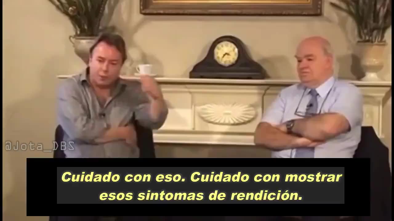 Christoher Hitchens - Advirtió la pérdida de la Libertad de Expresión