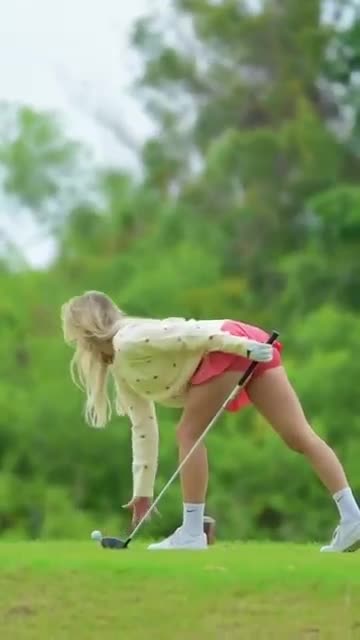 Enjoying the weather #golf #golfer #professional #karinhart #green #fairway #hit #shot #face #swing