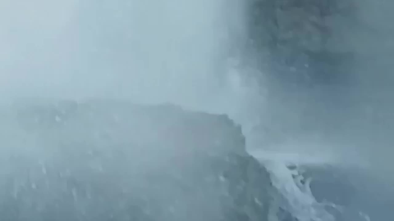 Inside Niagara Falls / The Belly of the Beast