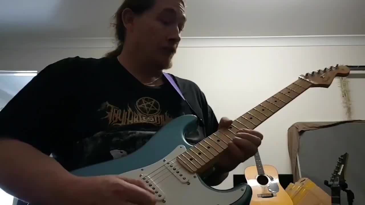 Comfortably Numb - 1st Guitar Solo