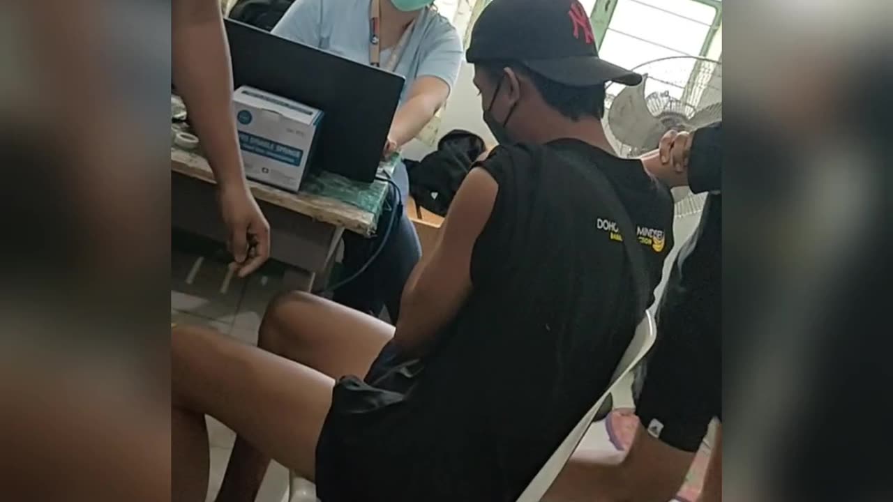 Funny man is afraid to get vaccinated (COVID-19 VACCINE)