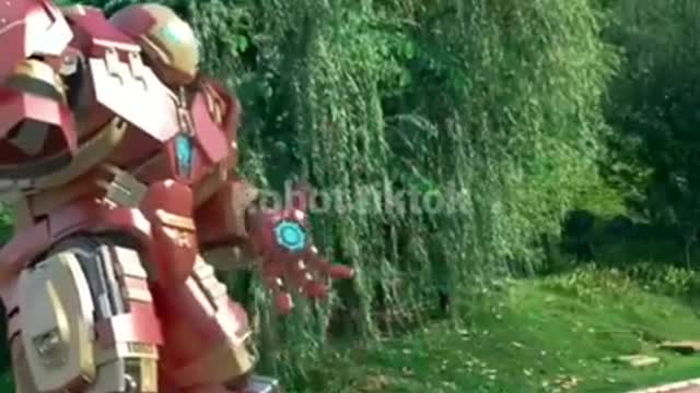 douyin Chinese iron man vs Hulkbuster